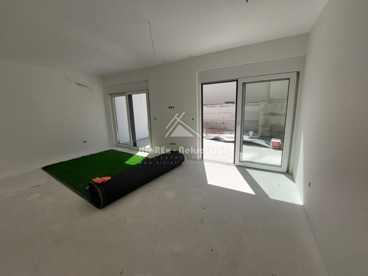 House For sale -  Srima