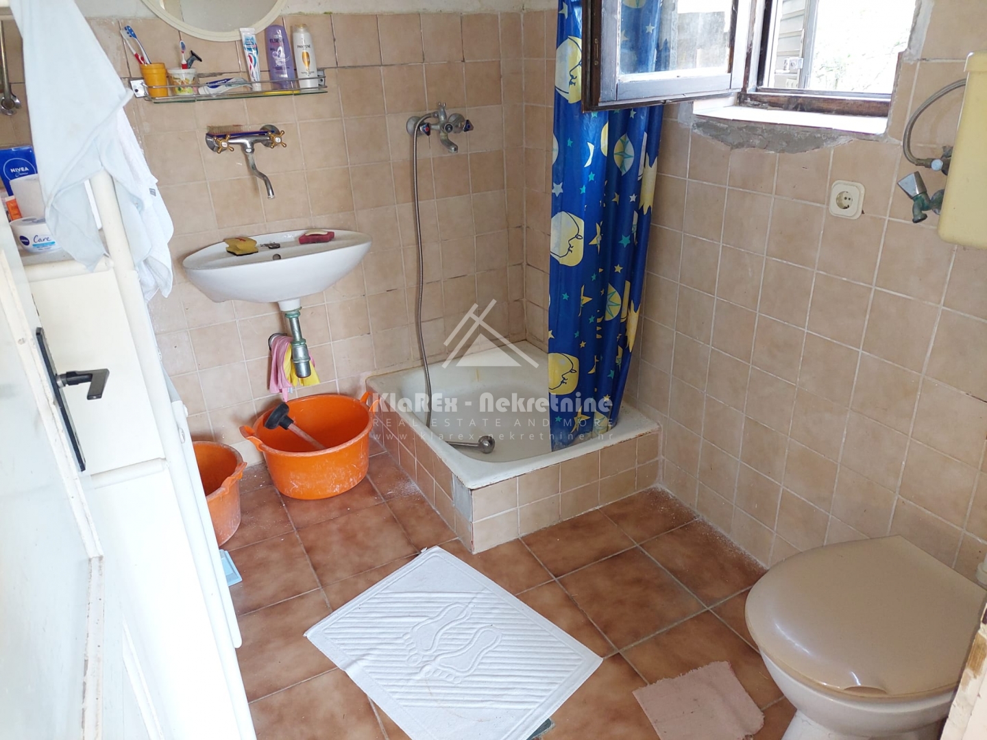 House For sale -  Jezera