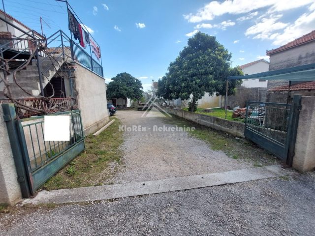 Hiša Na predaj - šibensko-kninska Jezera - foto 3/24