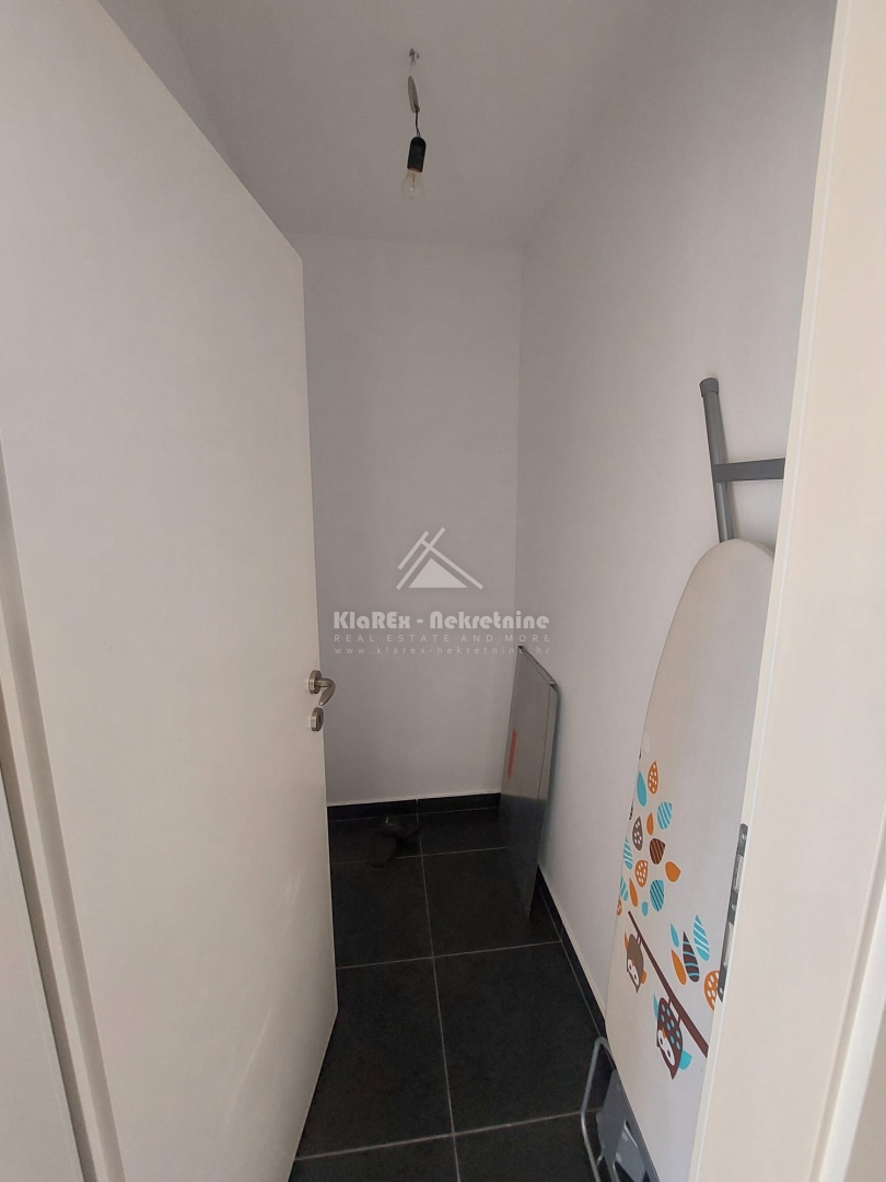 Appartamento In vendita -  Brodarica