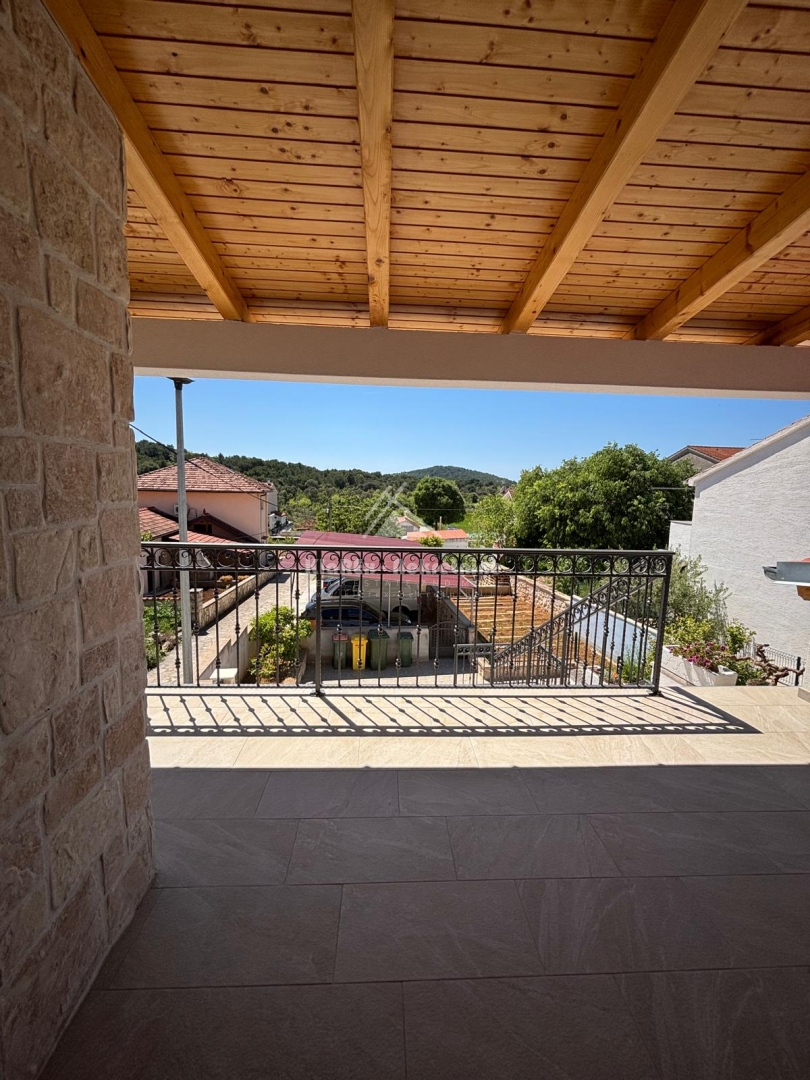 Maison À vendre -  Jezera
