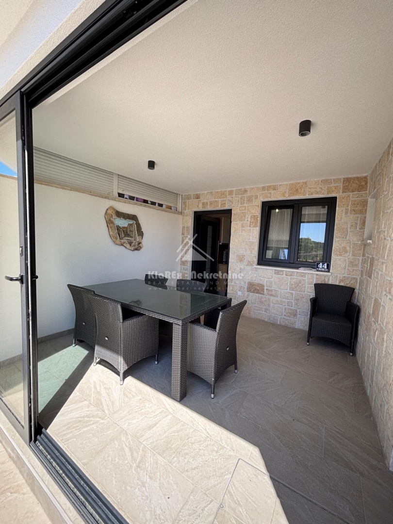 Maison À vendre -  Jezera