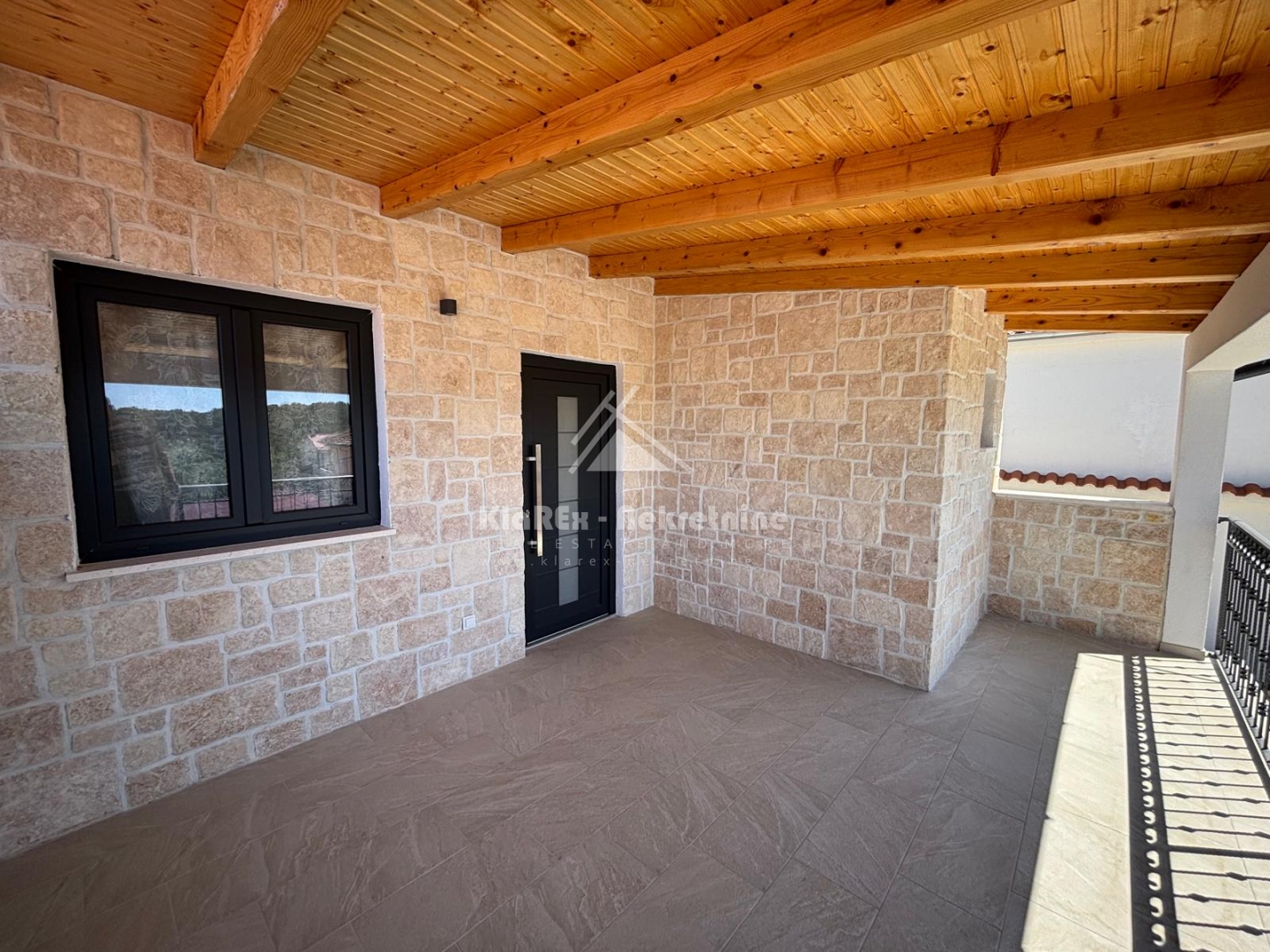 Maison À vendre -  Jezera