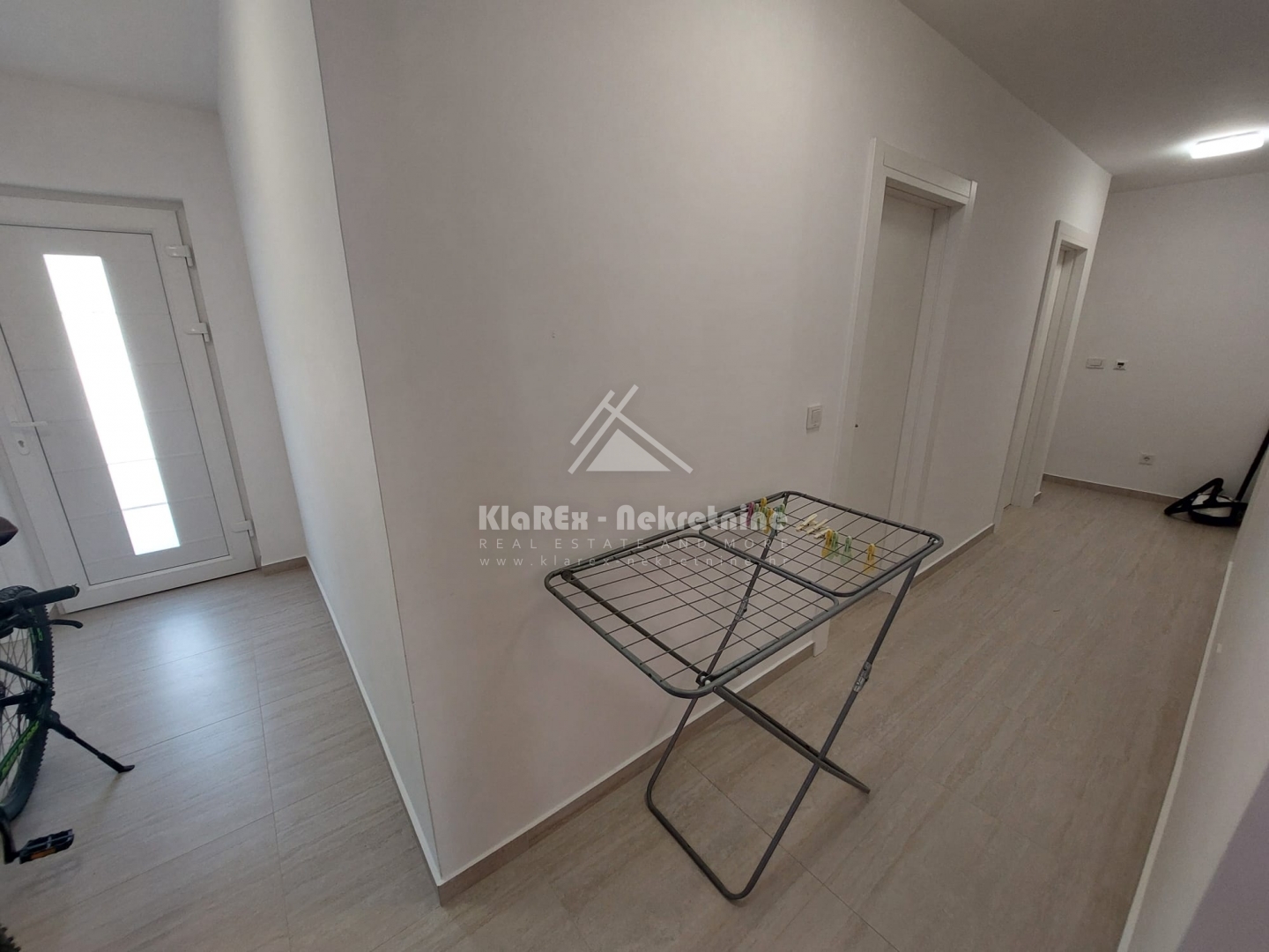 House For sale - Šibensko-kninska Jezera
