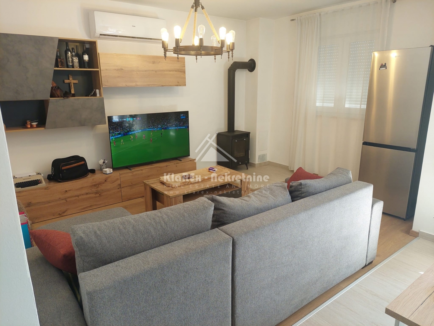 House For sale - Šibensko-kninska Jezera
