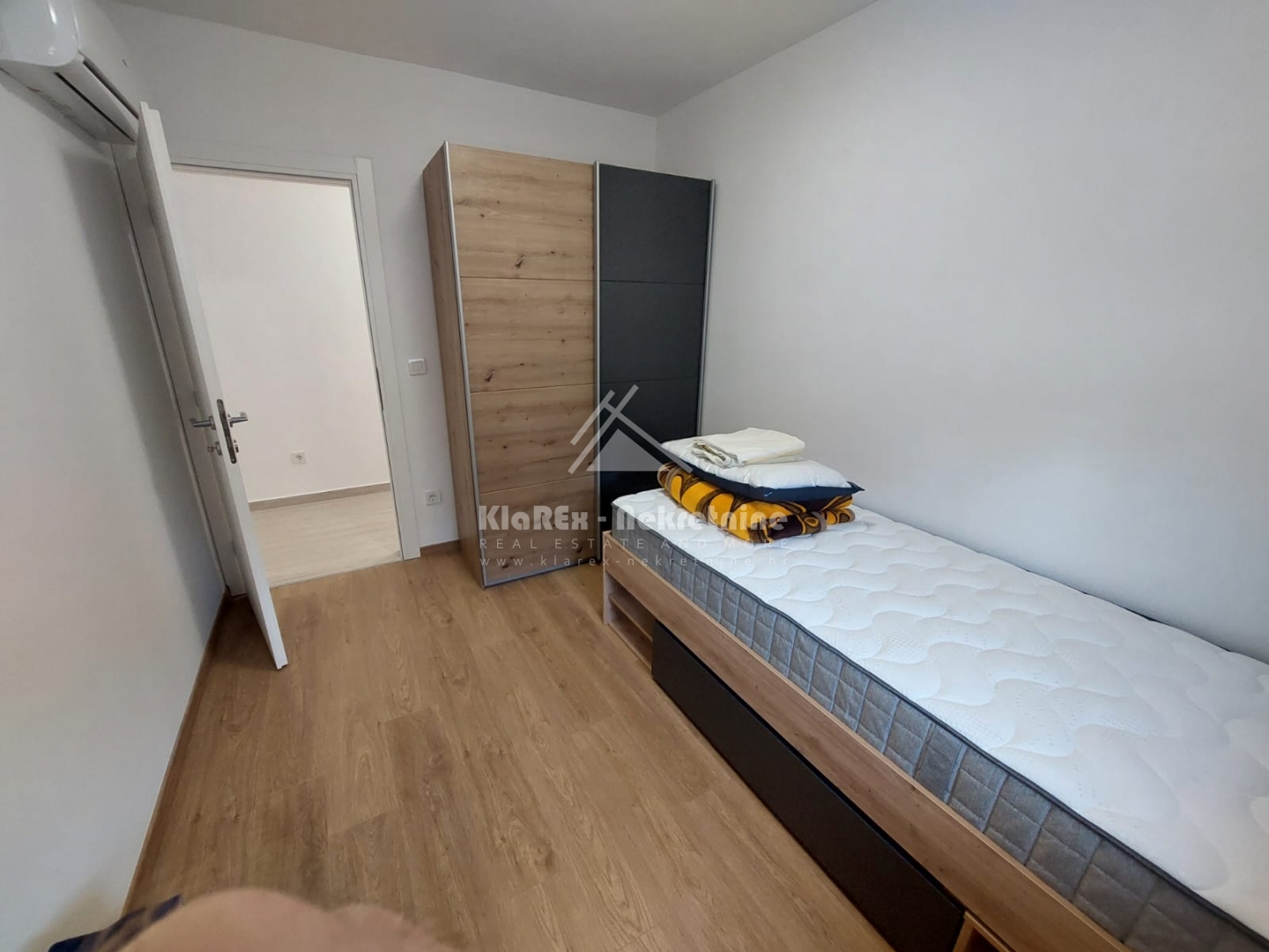 House For sale - Šibensko-kninska Jezera