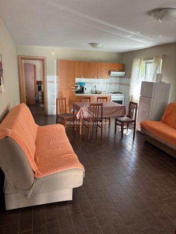 Stan za najam 70 m² – Vodice