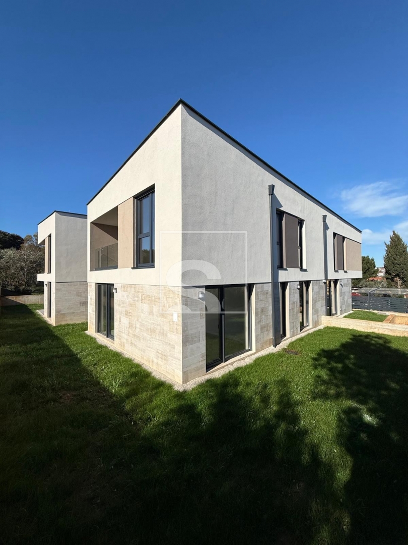 Flat For sale -  Banjole