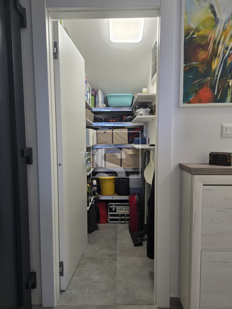 Apartment Zu verkaufen -  Štinjan