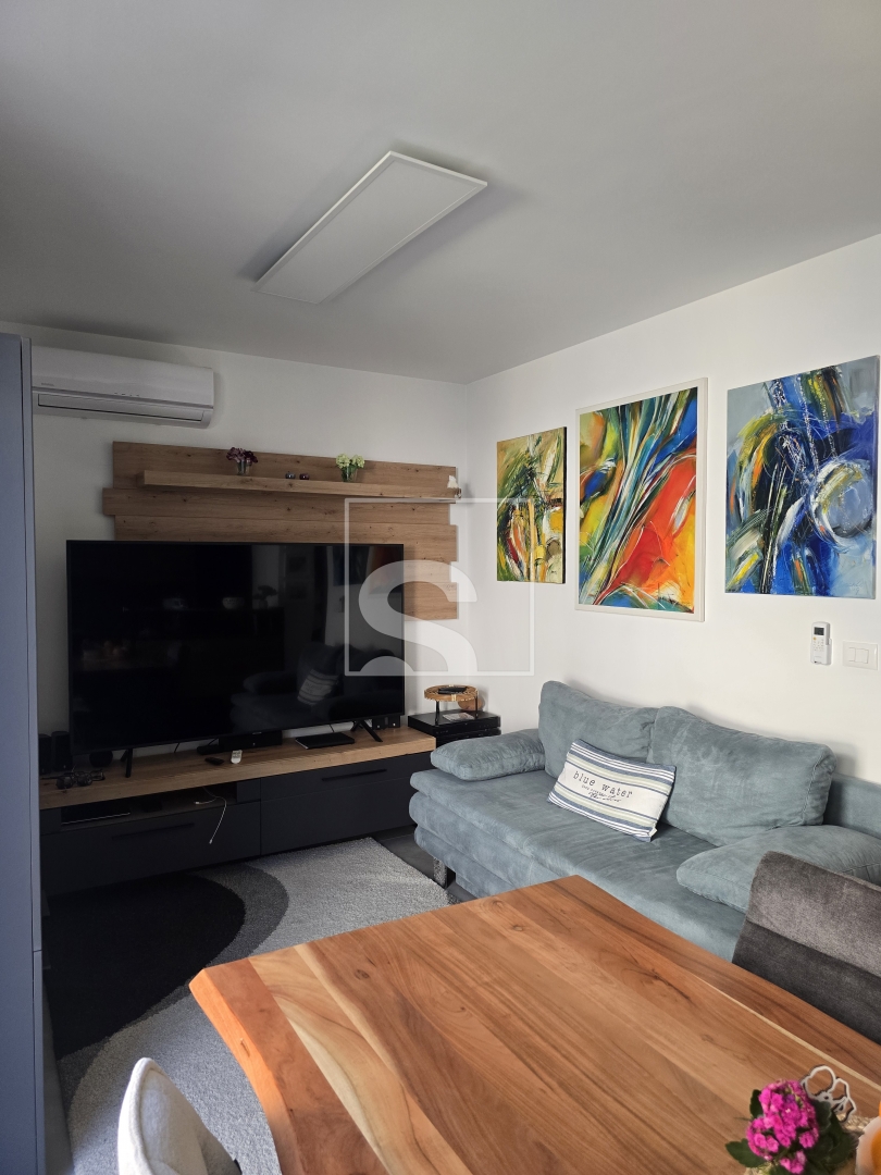 Apartment Zu verkaufen -  Štinjan