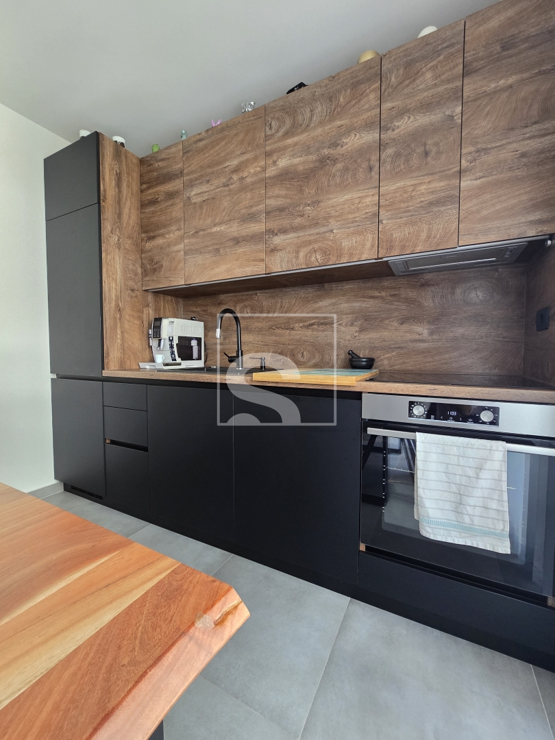 Apartment Zu verkaufen -  Štinjan