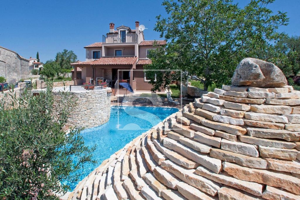 Casa In vendita -  Cukrići