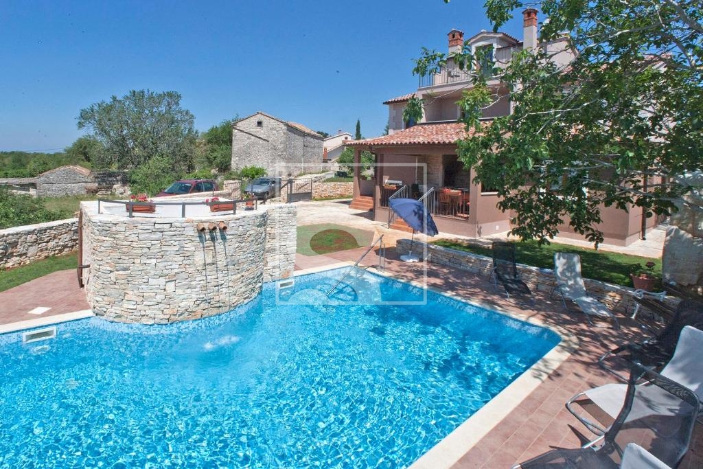 Casa In vendita -  Cukrići