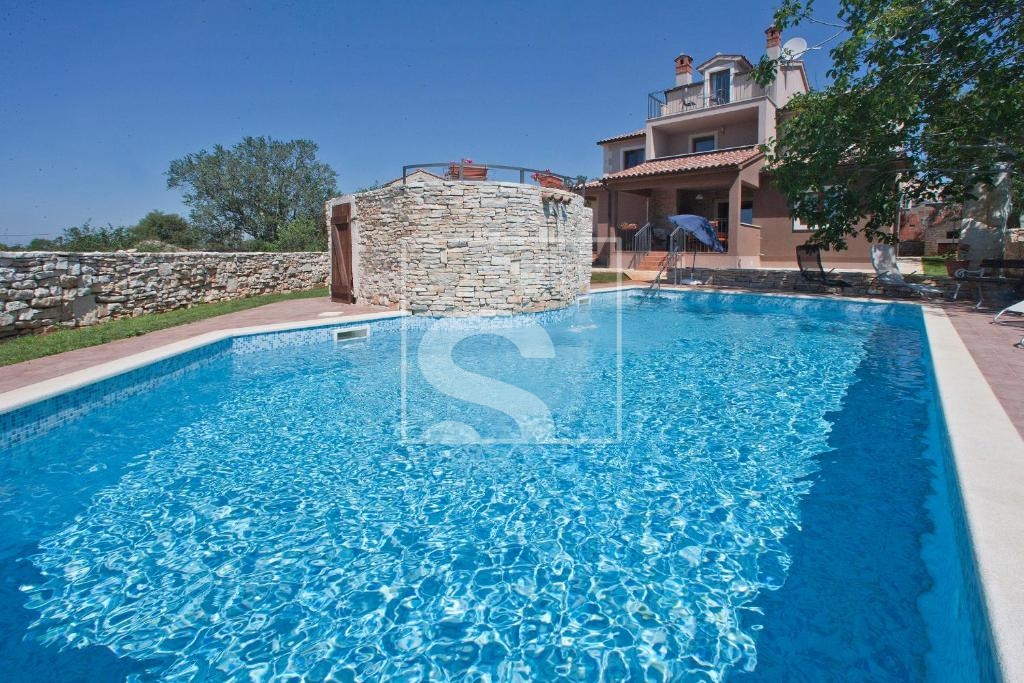 Casa In vendita -  Cukrići