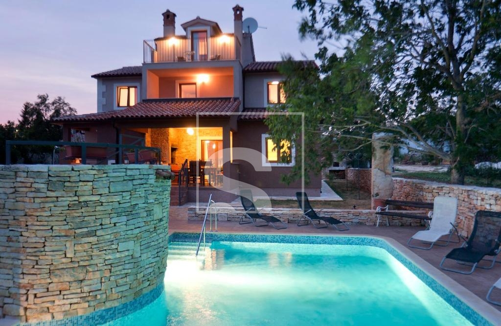 Casa In vendita -  Cukrići