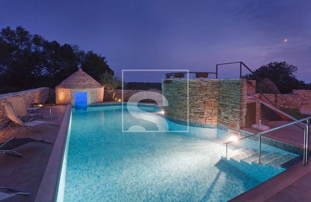 Casa In vendita -  Cukrići