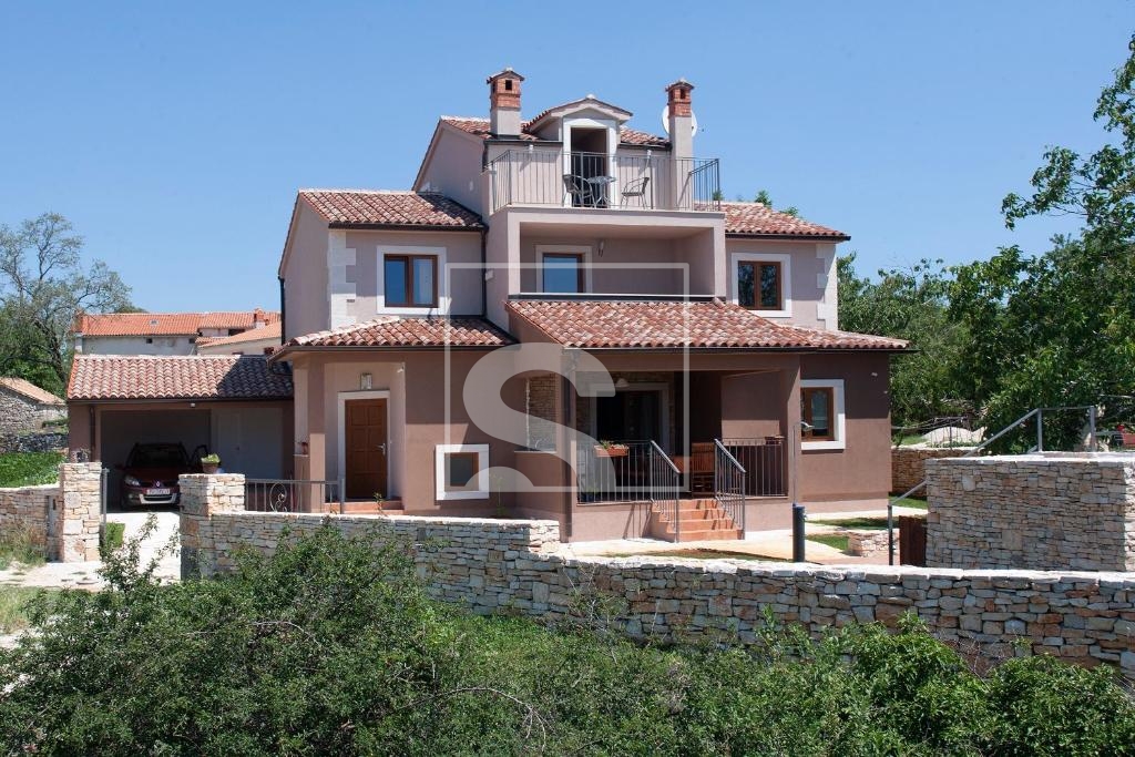 Casa In vendita -  Cukrići