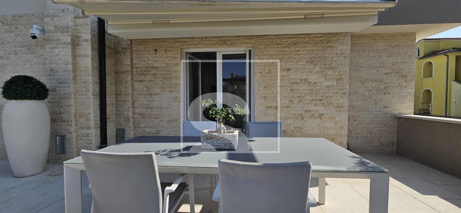 Appartement À vendre -  Peroj