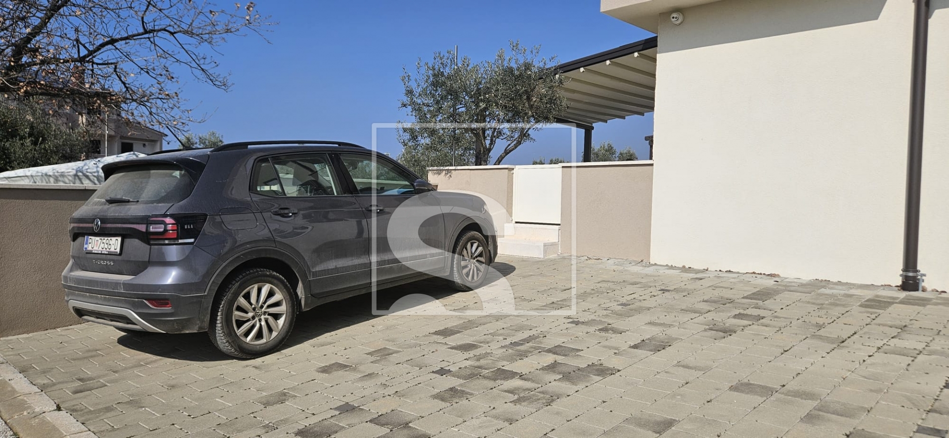 Appartement À vendre -  Peroj