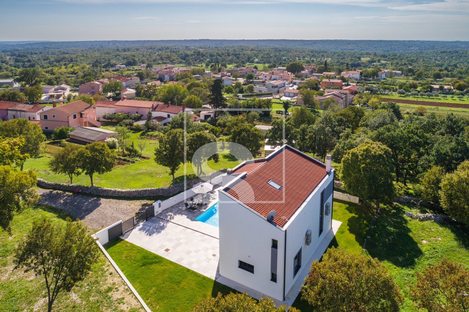 Kuća Na prodaju -  Barban