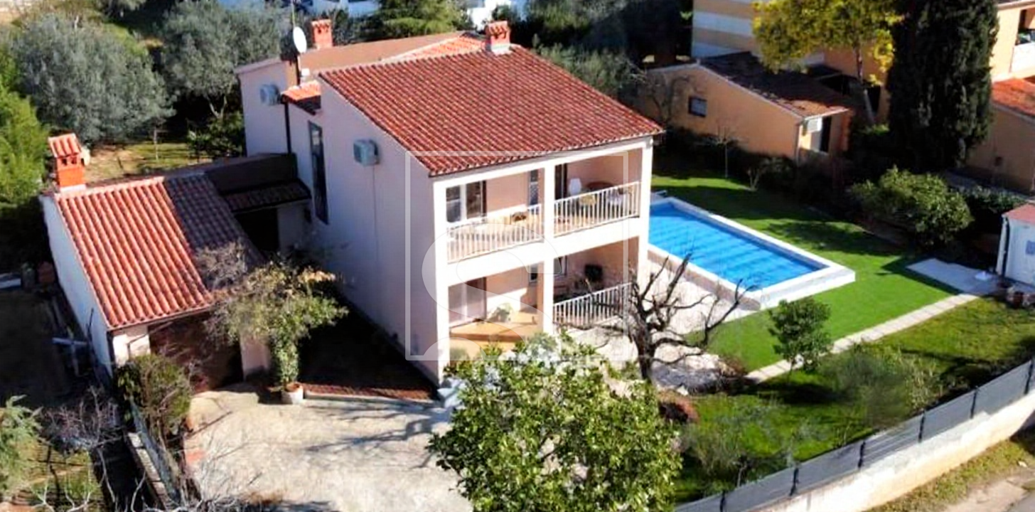 Kuća Na prodaju -  Fažana