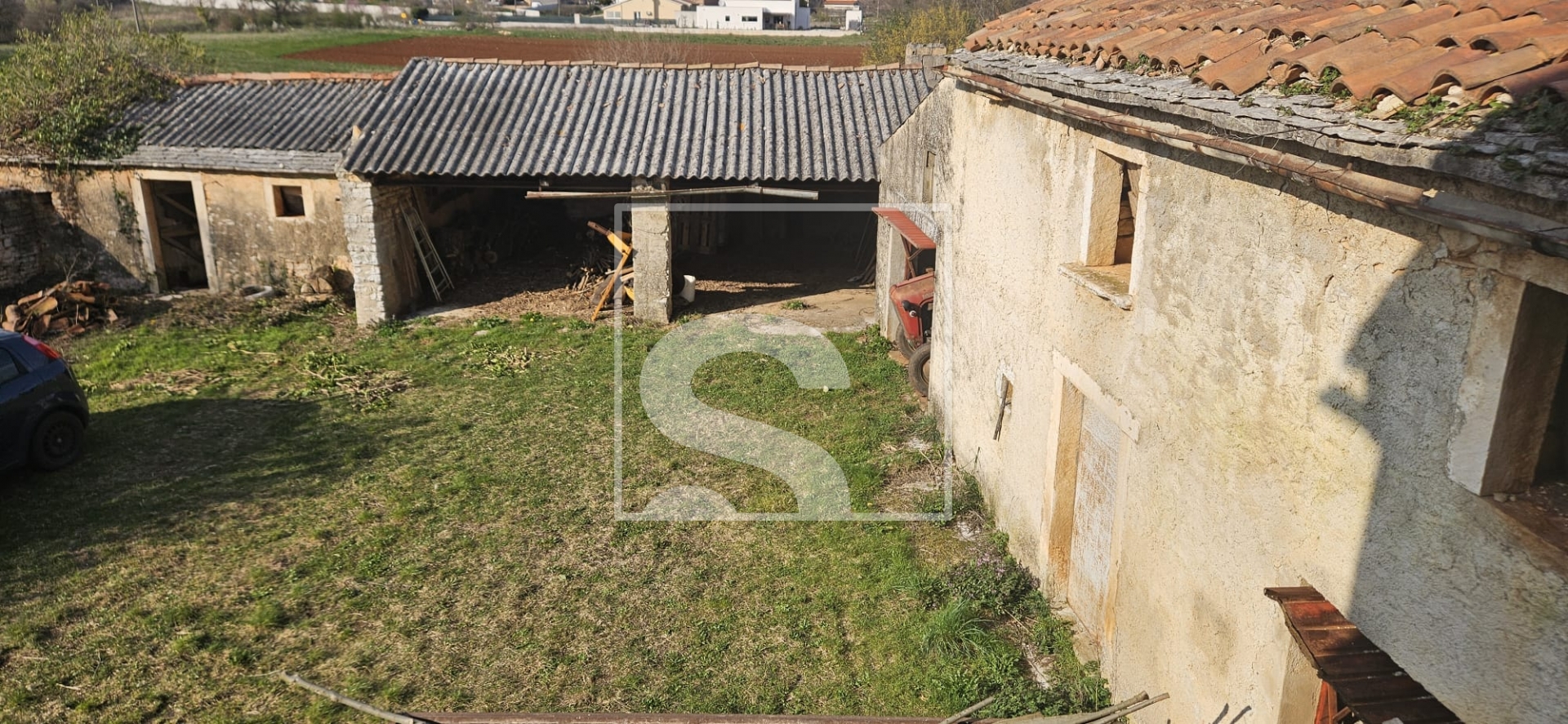 Maison À vendre - Istarska Cere