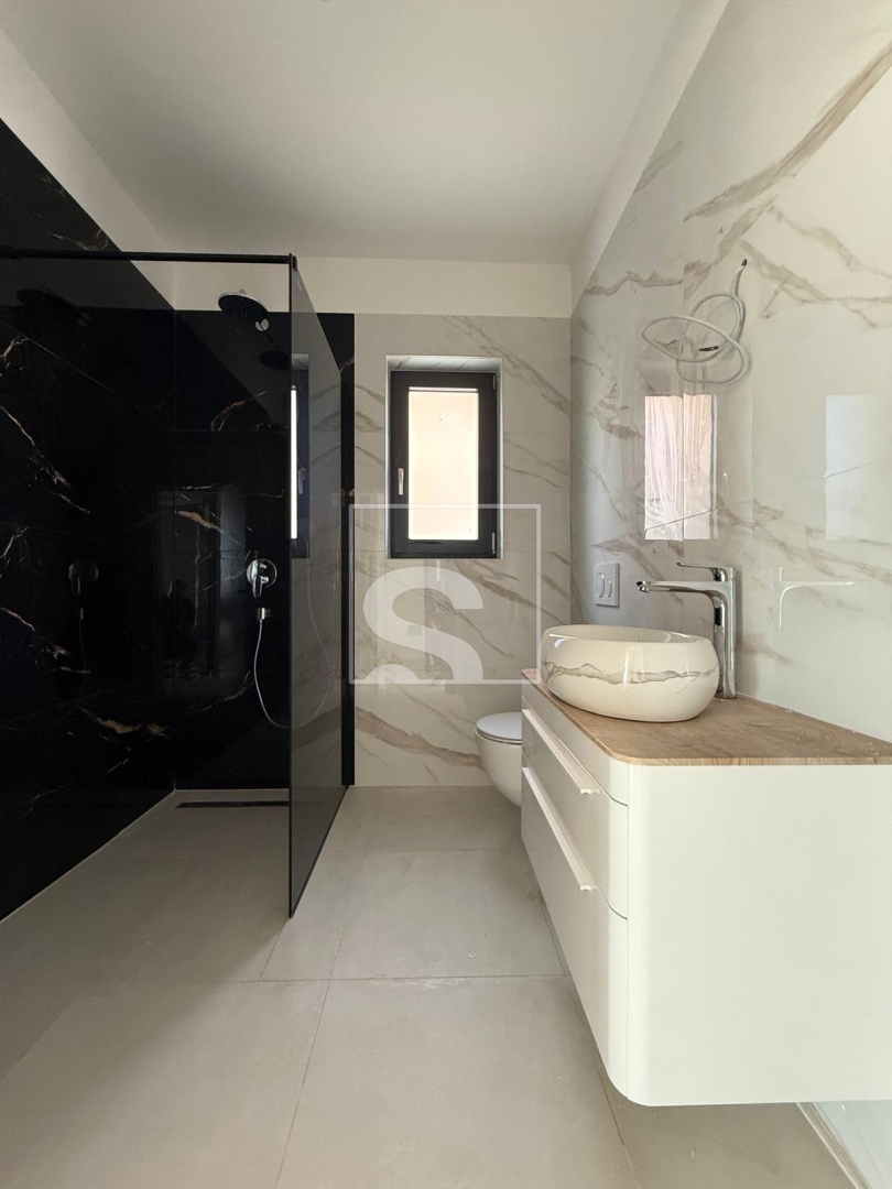 Flat For sale -  Pješčana Uvala