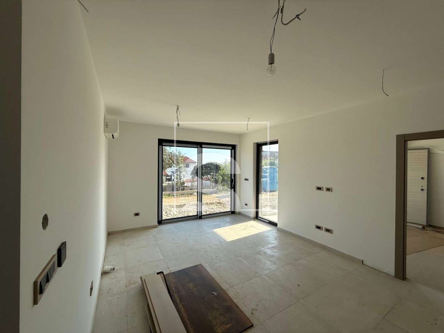 Flat For sale -  Pješčana Uvala