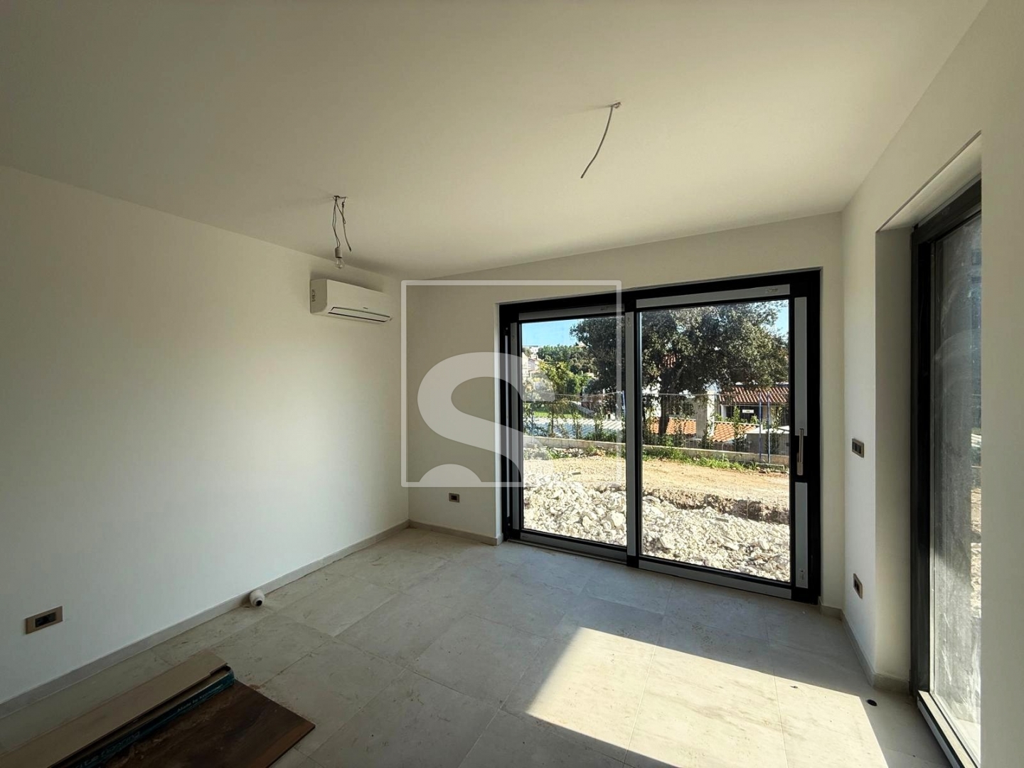 Flat For sale -  Pješčana Uvala