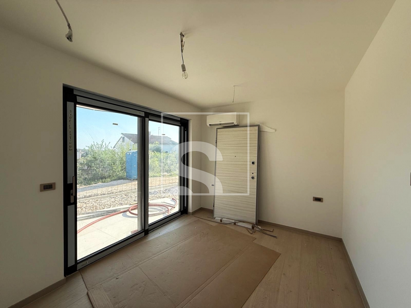 Flat For sale -  Pješčana Uvala