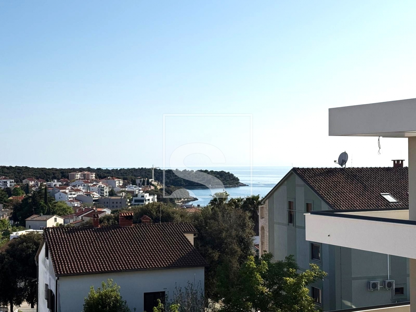 Stan Na prodaju -  Pješčana Uvala