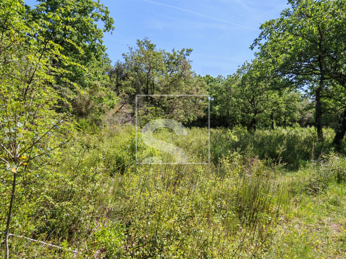 Land For sale -  Peroj