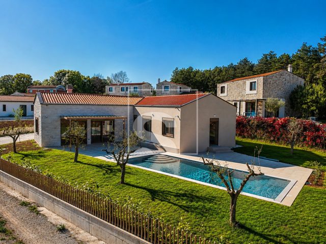 Haus zu verkaufen 160 m² – Poreč