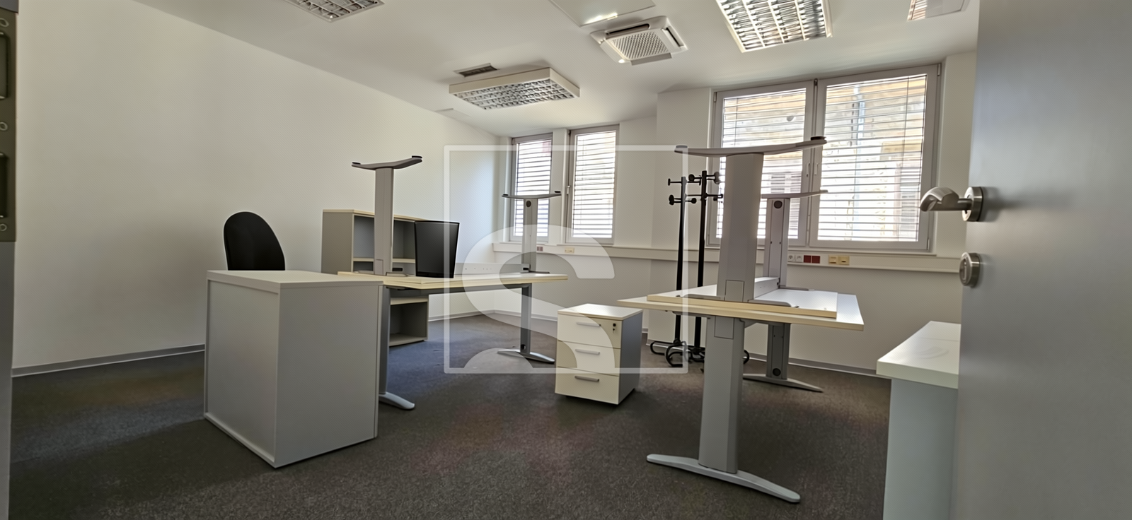 Poslovni prostor Na prodaju - Istarska Centar