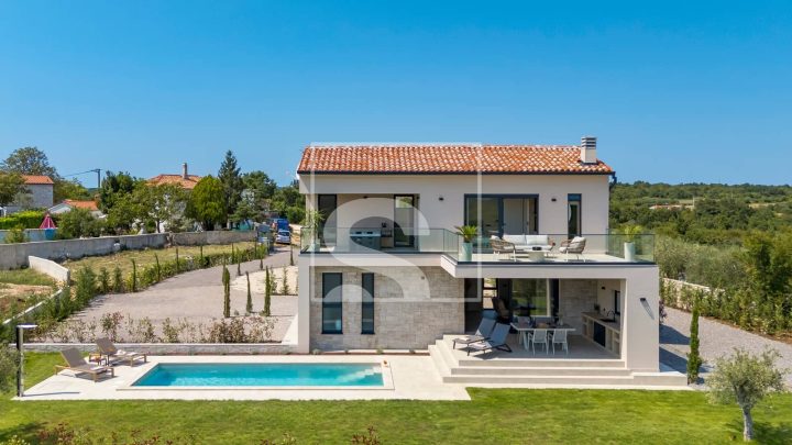 Hiša na predaj 120 m² – Labin