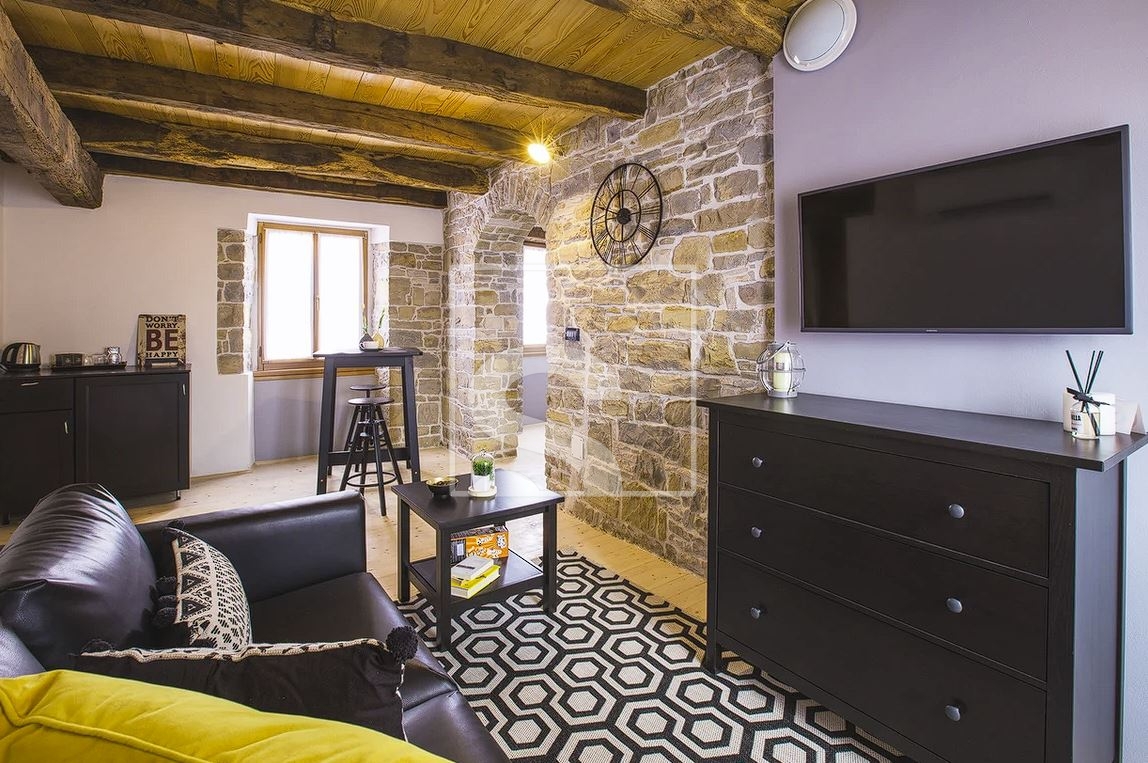 House For sale -  Oprtalj