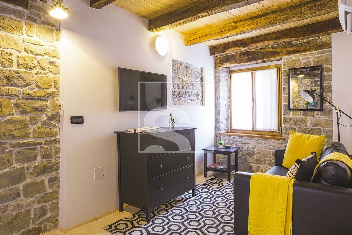 House For sale -  Oprtalj