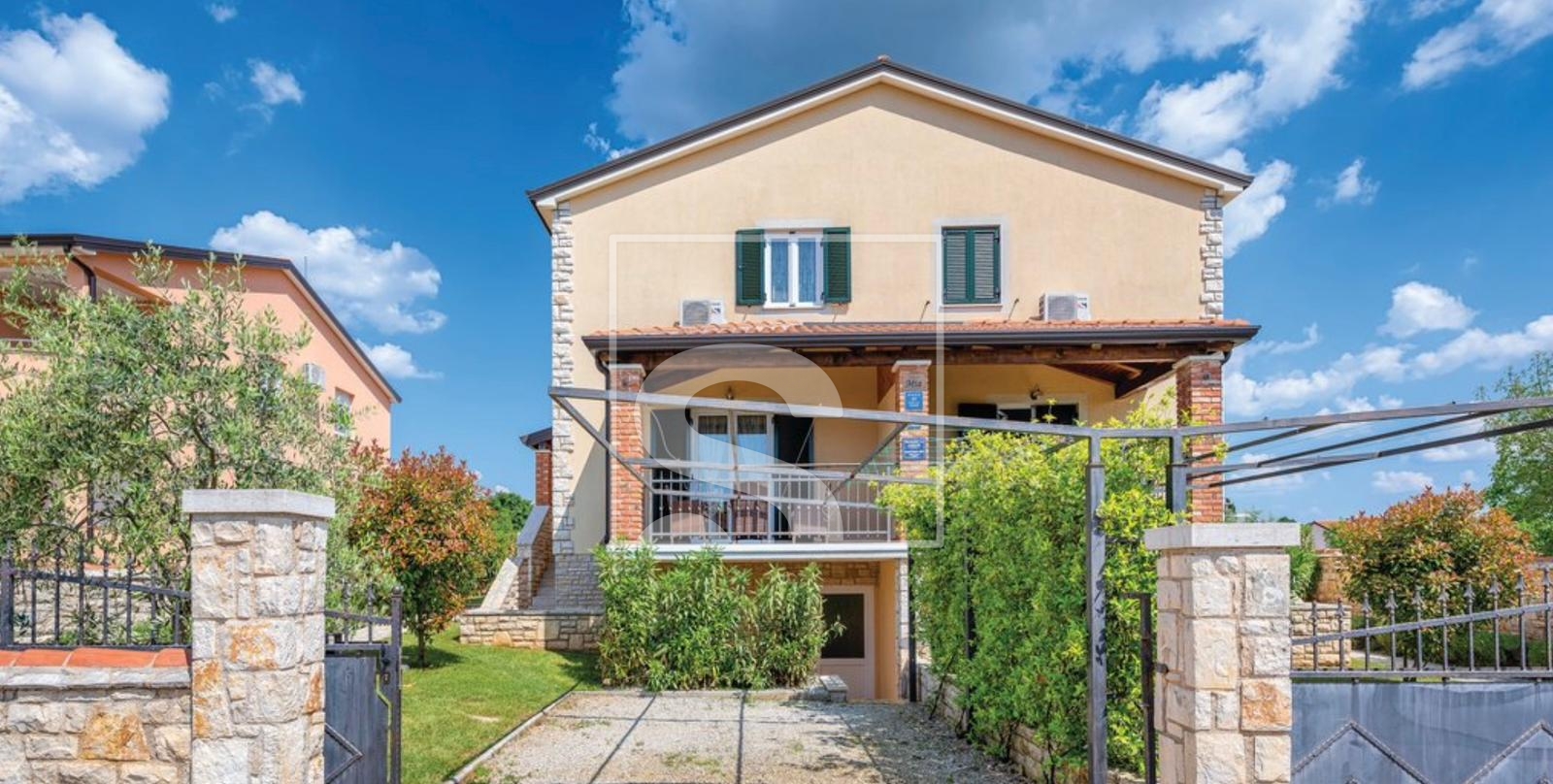 Casa In vendita -  Umag