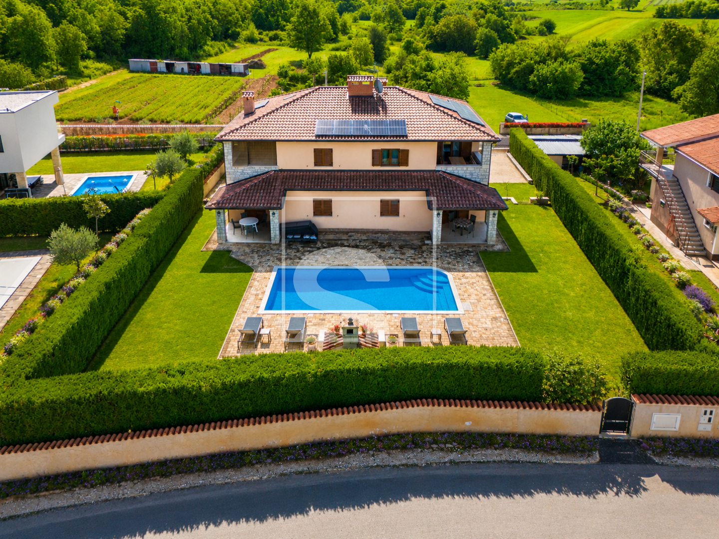 Casa In vendita - Poreč - foto 1/27