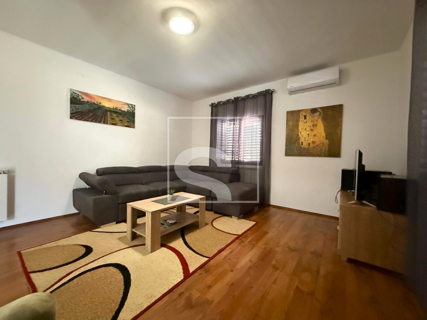 Haus Zu verkaufen -  Loborika