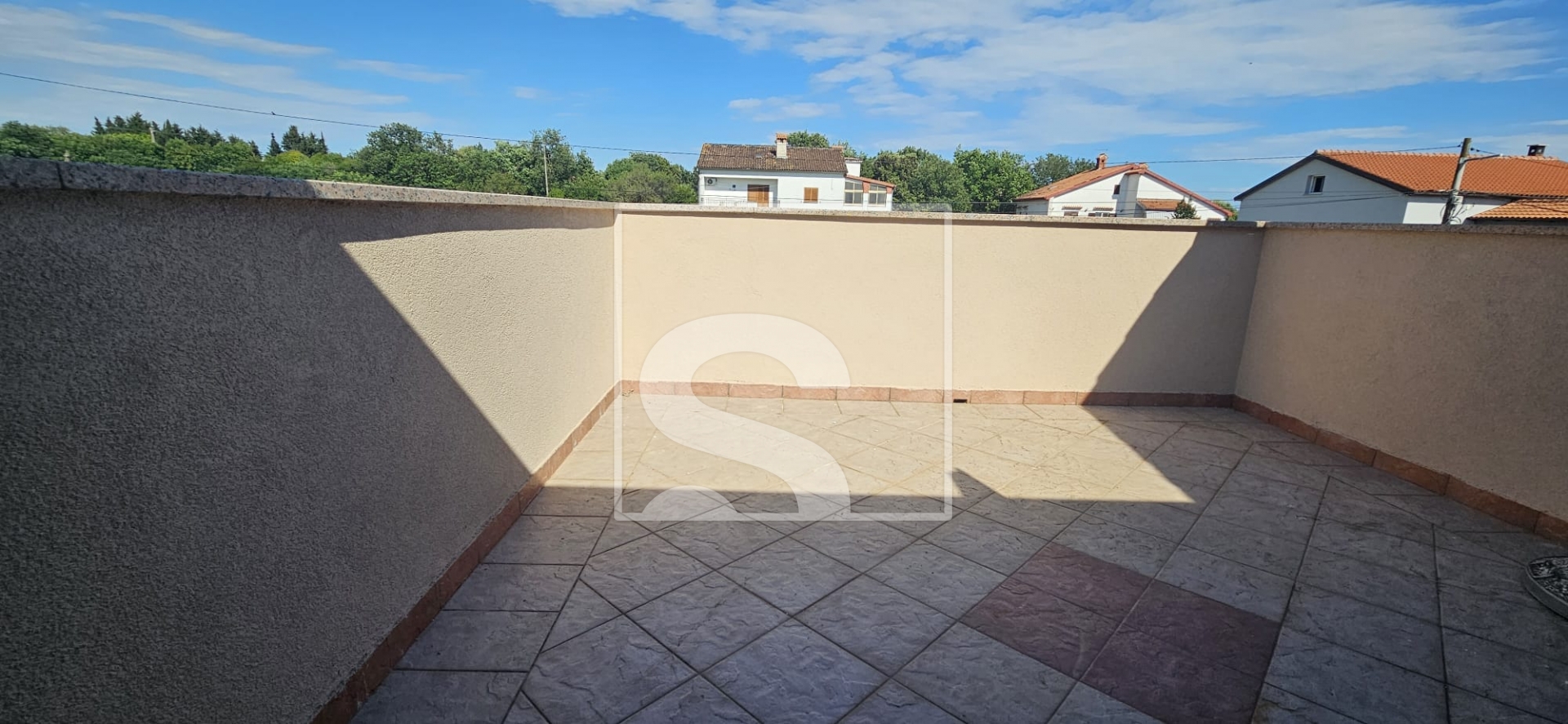 Haus Zu verkaufen -  Loborika