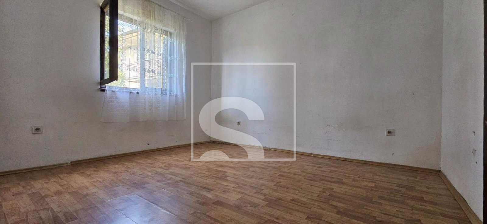 Hiša Na predaj -  Veli vrh