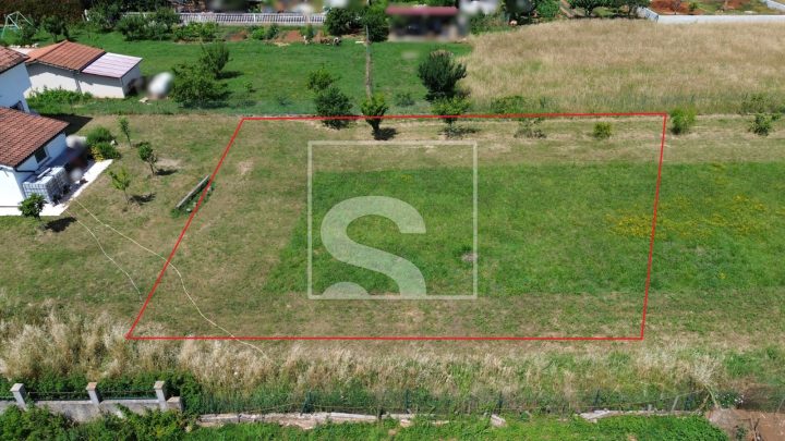 Terreno in vendita 546 m² – Marčana
