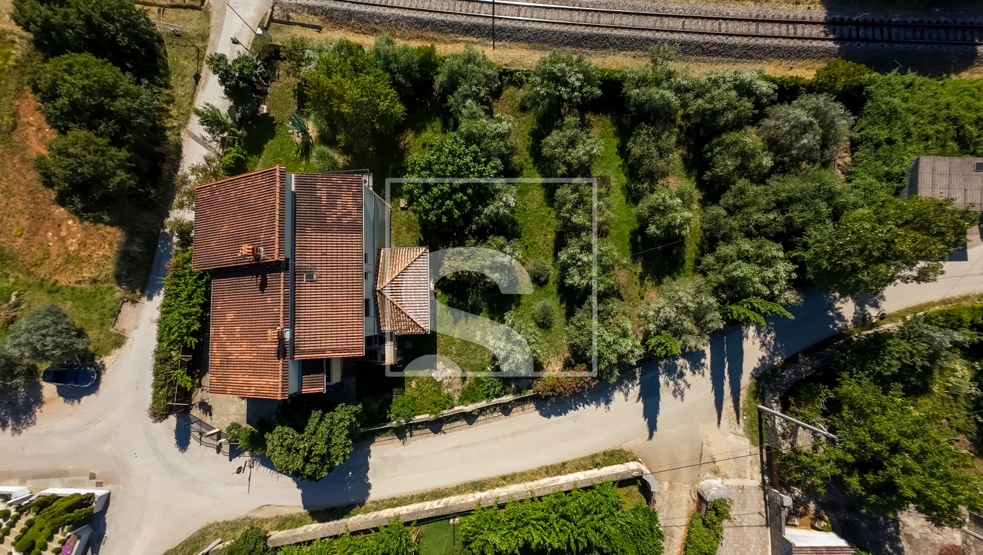 Kuća Na prodaju -  Galižana