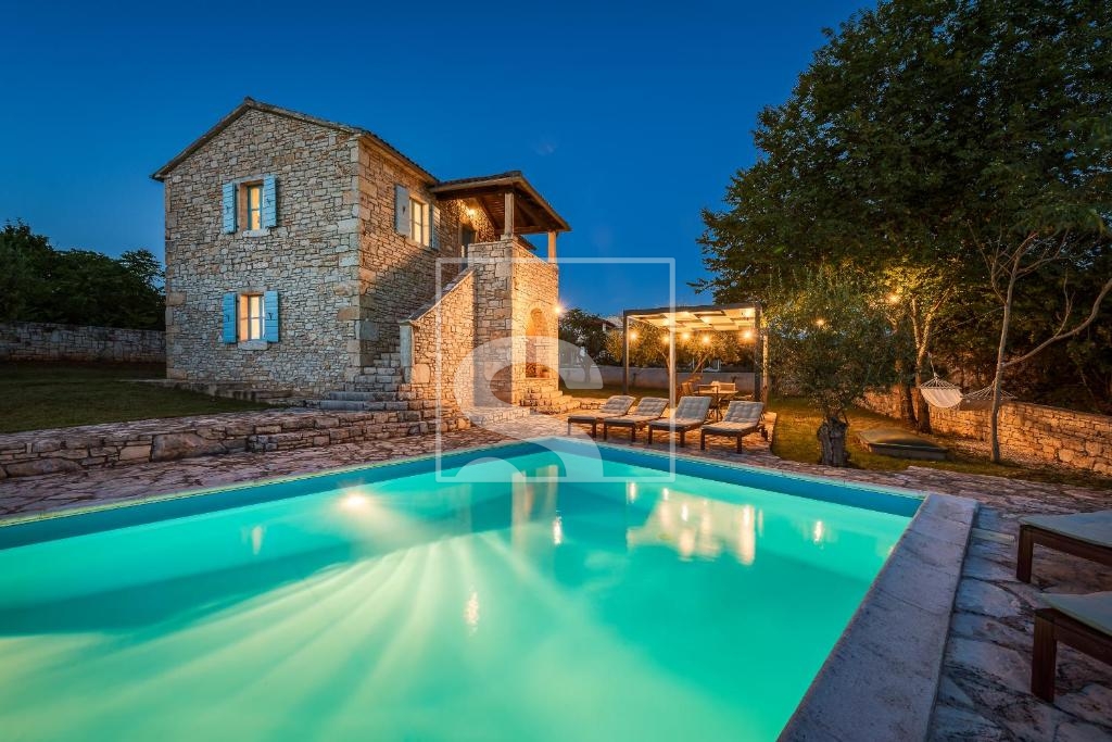 Haus Zu verkaufen -  Sveti Lovreč