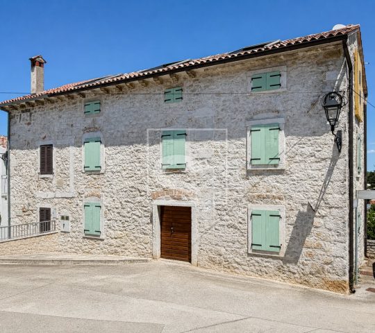 Kuća na prodaju 180 m² – Funtana