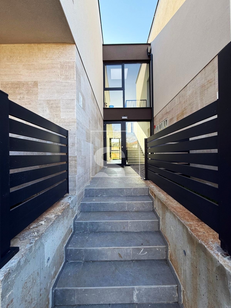 Flat For sale -  Banjole