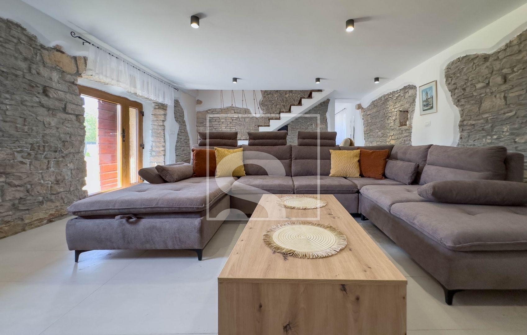 House For sale - Istarska Svetvinčenat