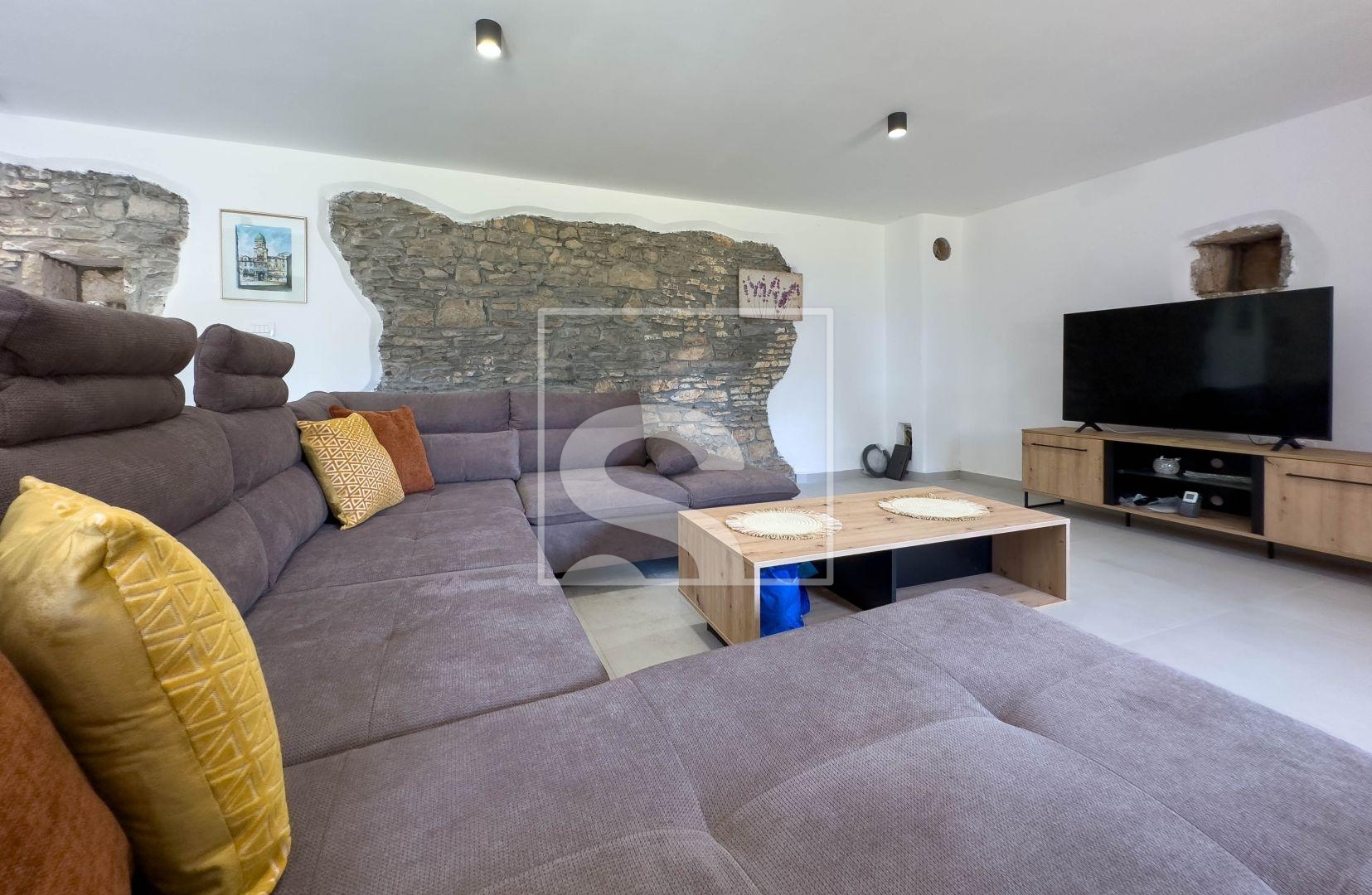 House For sale - Istarska Svetvinčenat