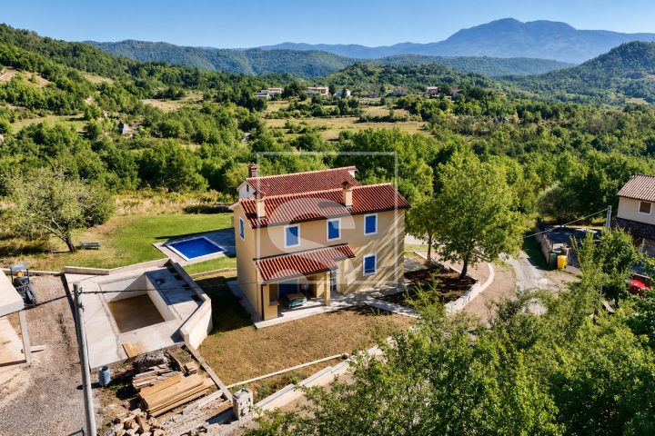 Hiša na predaj 108 m² – Labin